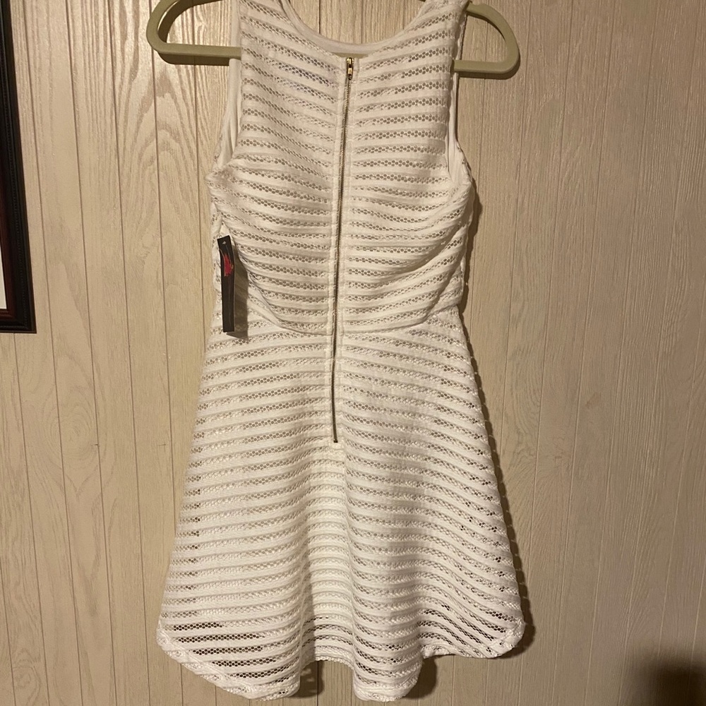 Dress - Picture 2 of 6